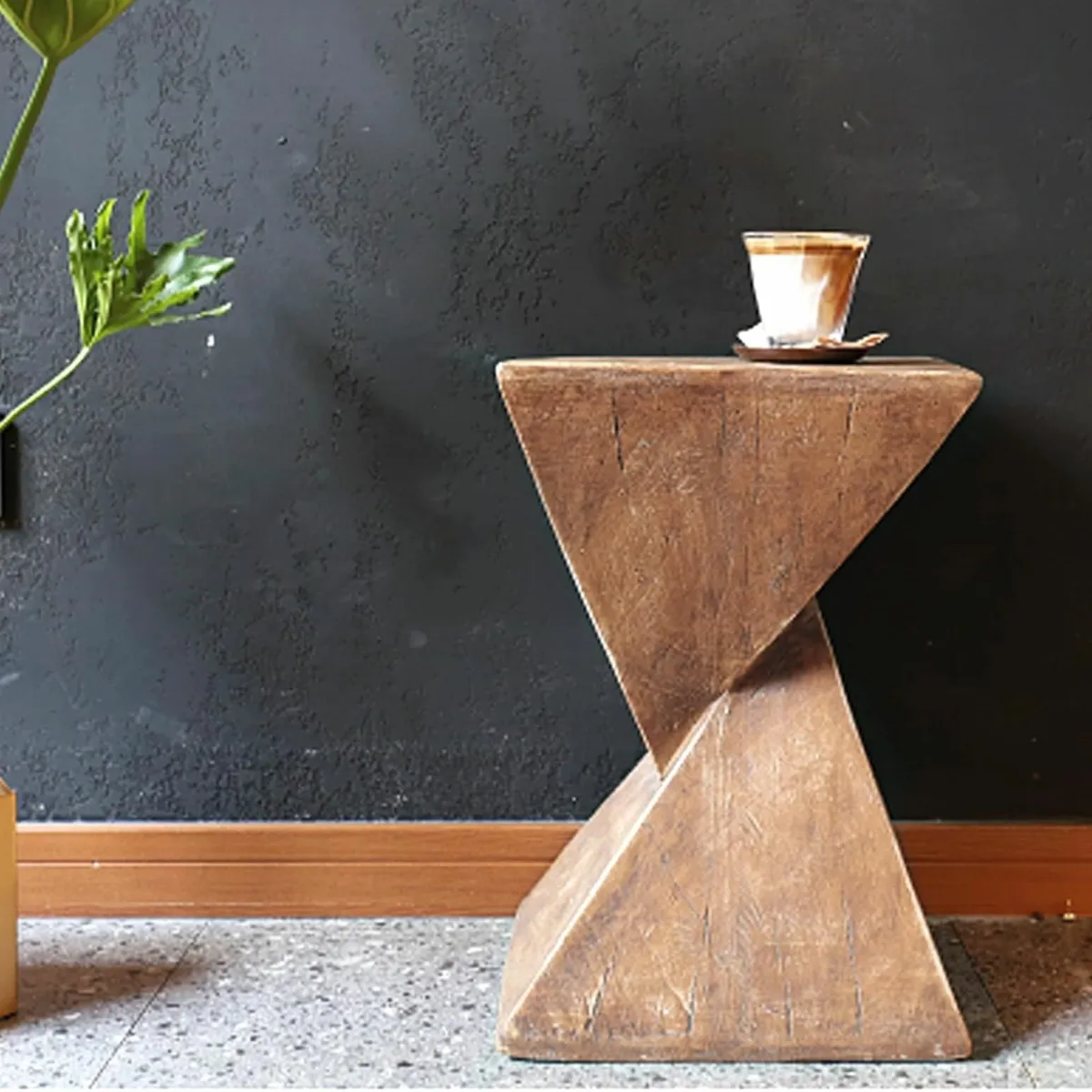 Concrete Art Side Table Lightweight: Modern - Image 3
