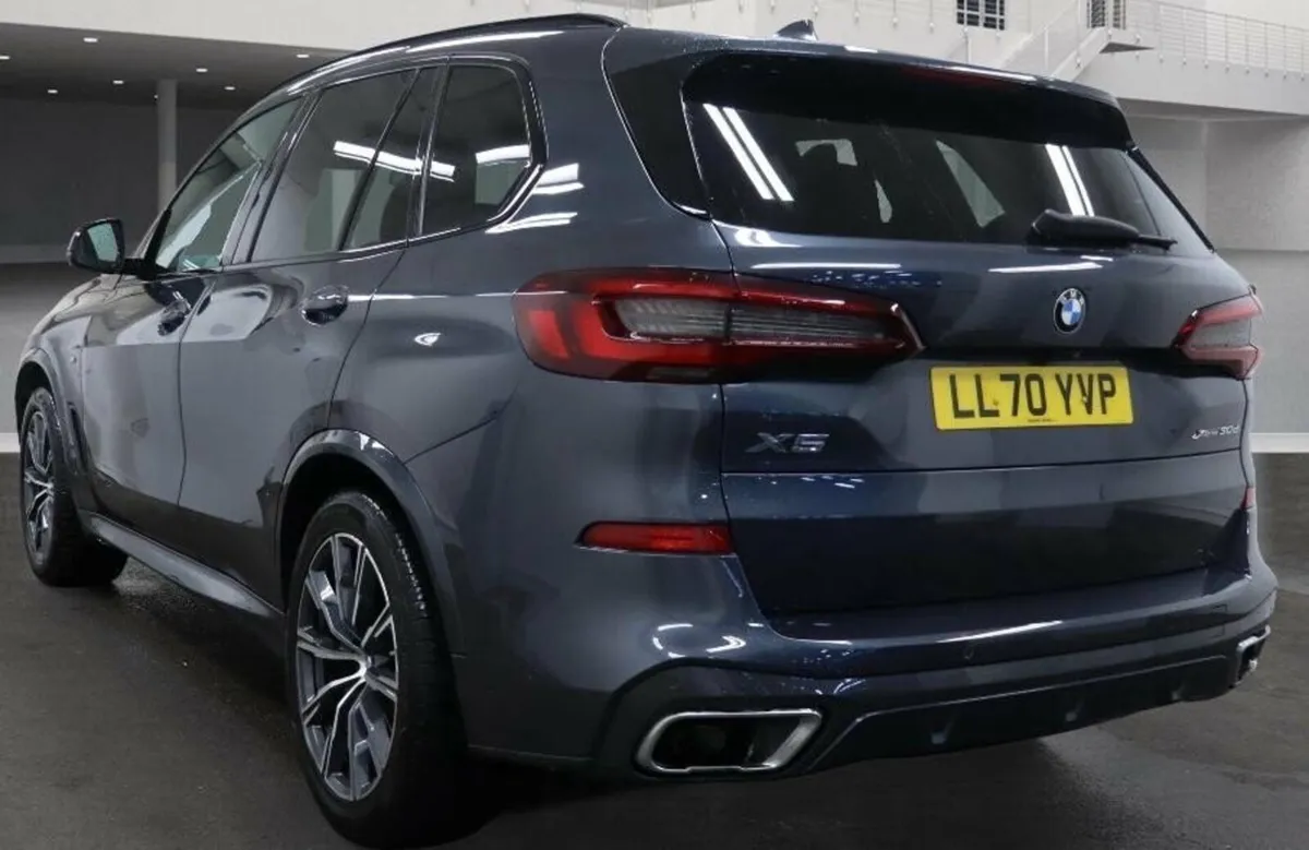 3.0 30d MHT M Sport SUV 5dr Diesel Hybrid Auto xDr - Image 4