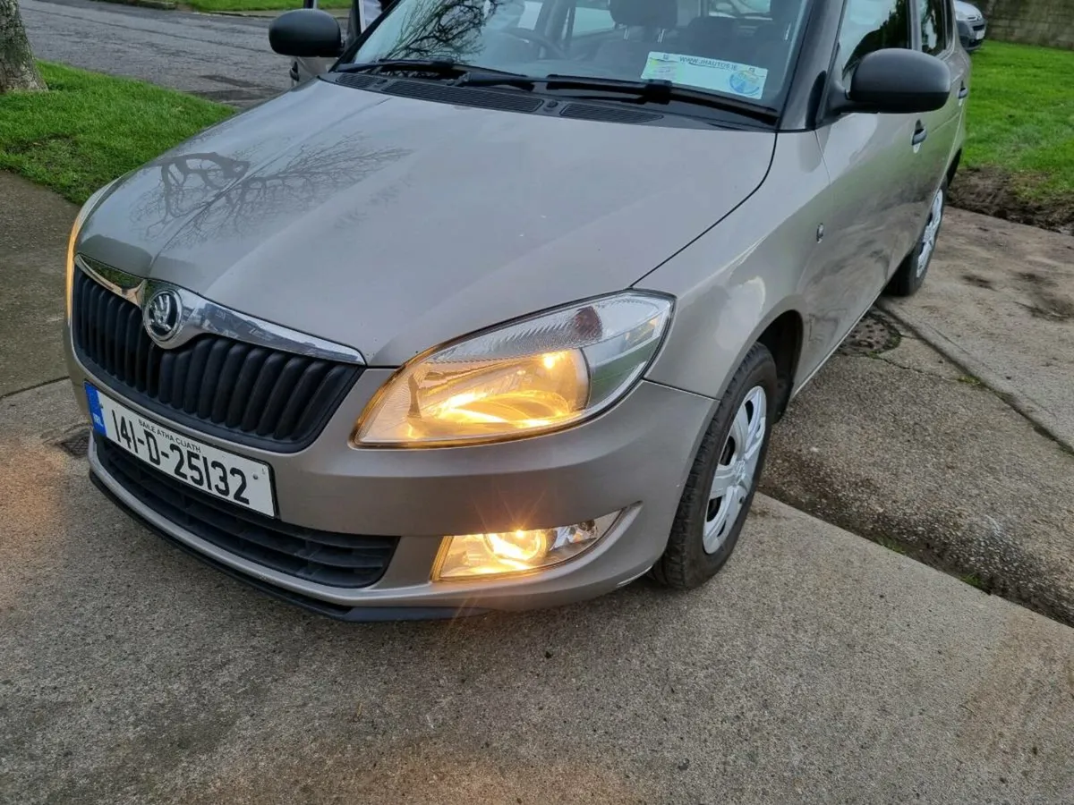 Skoda fabia 1.2 low mileage - Image 2