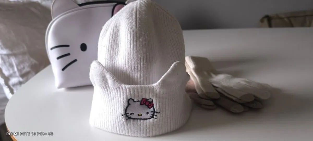 Hello Kitty Bundle - Image 3