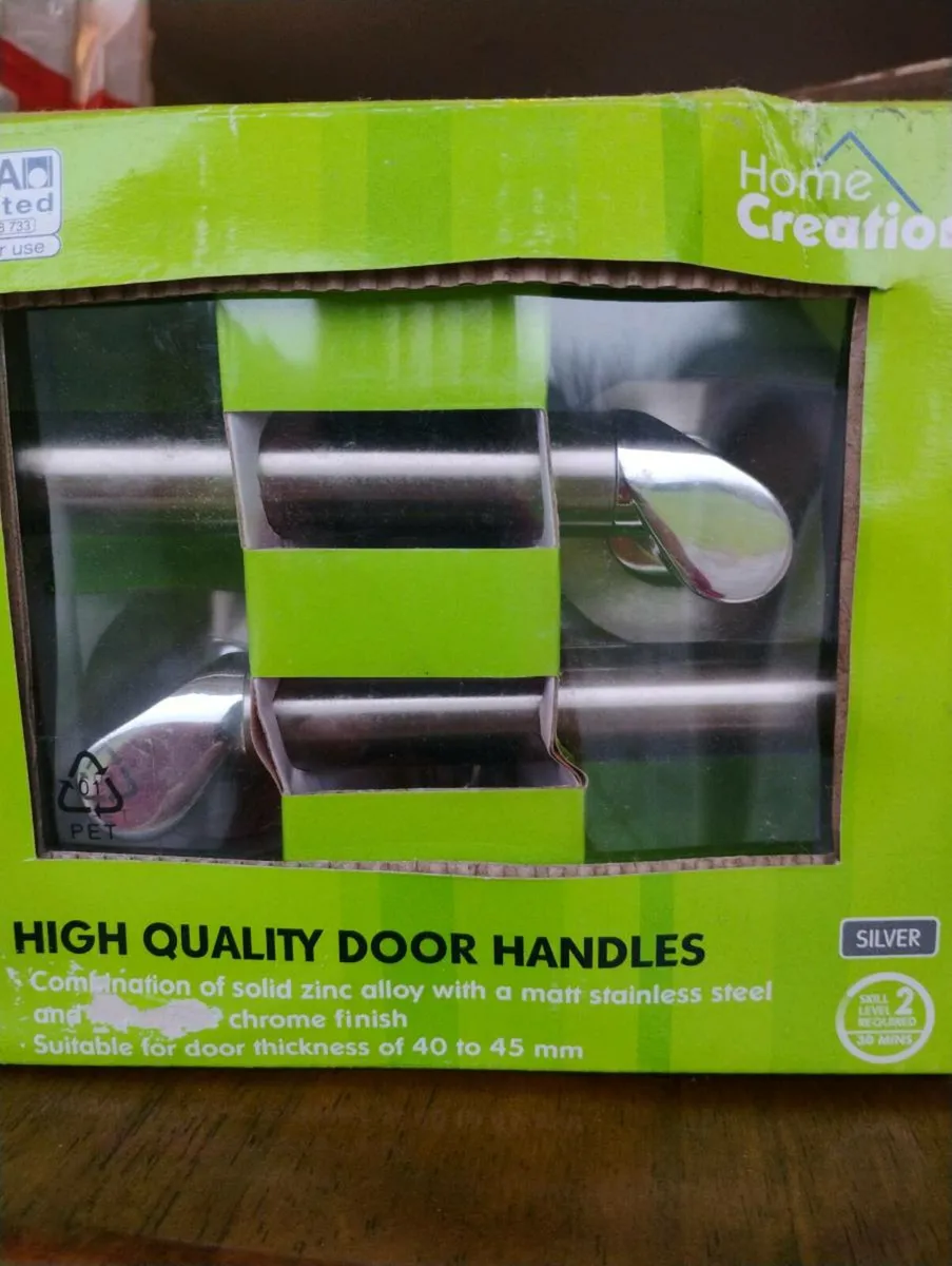 Brand new silver/chrome door handles x 18 - Image 1