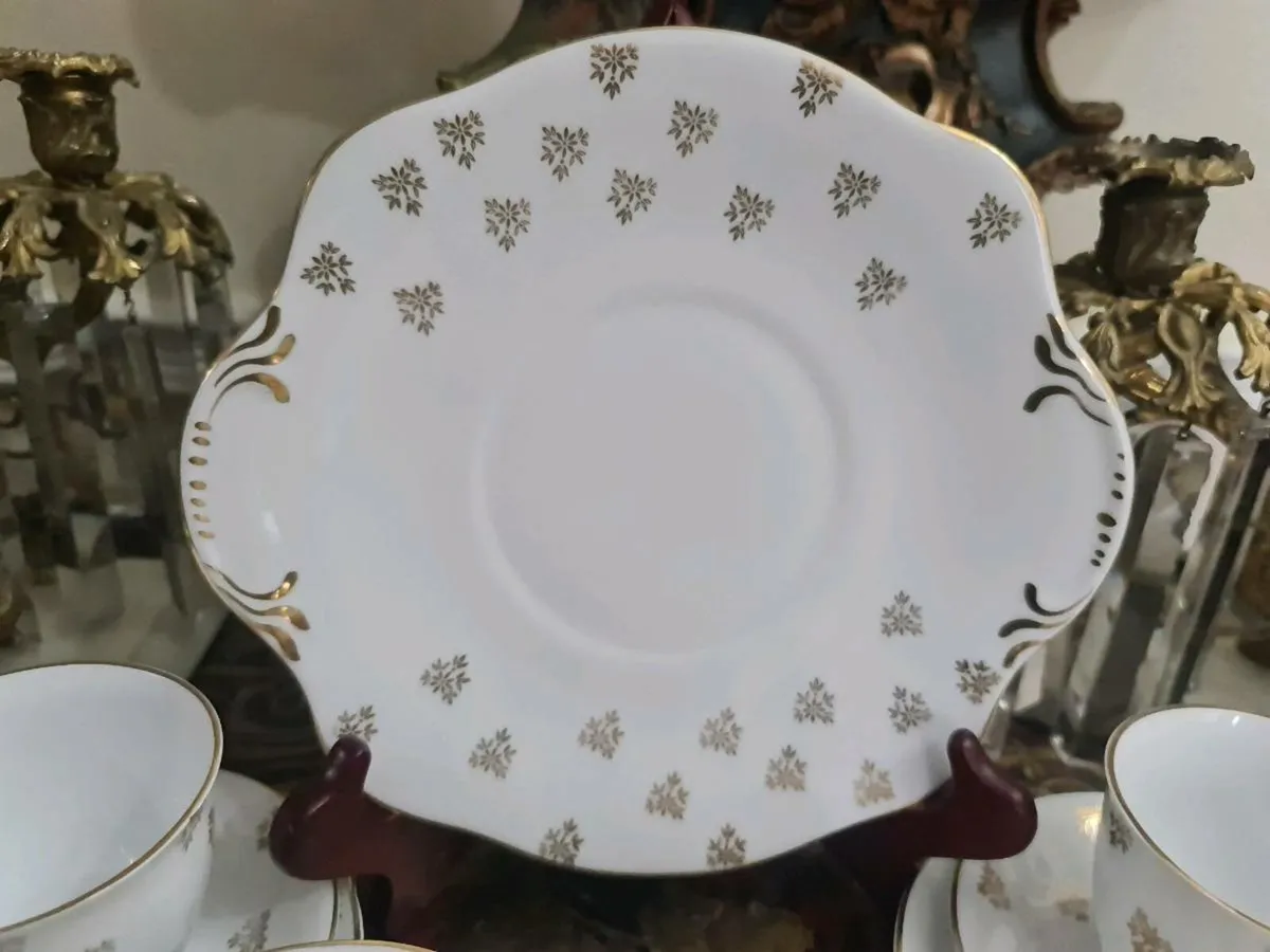 Royal Tara vintage Christmas teaset POSTAGE AVAILA - Image 2