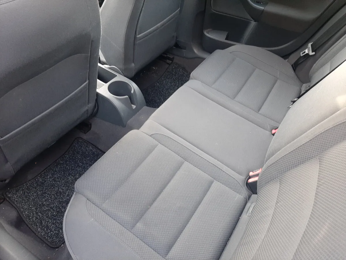 VW GOLF 1.4 SPORT PETROL 2004 - Image 3