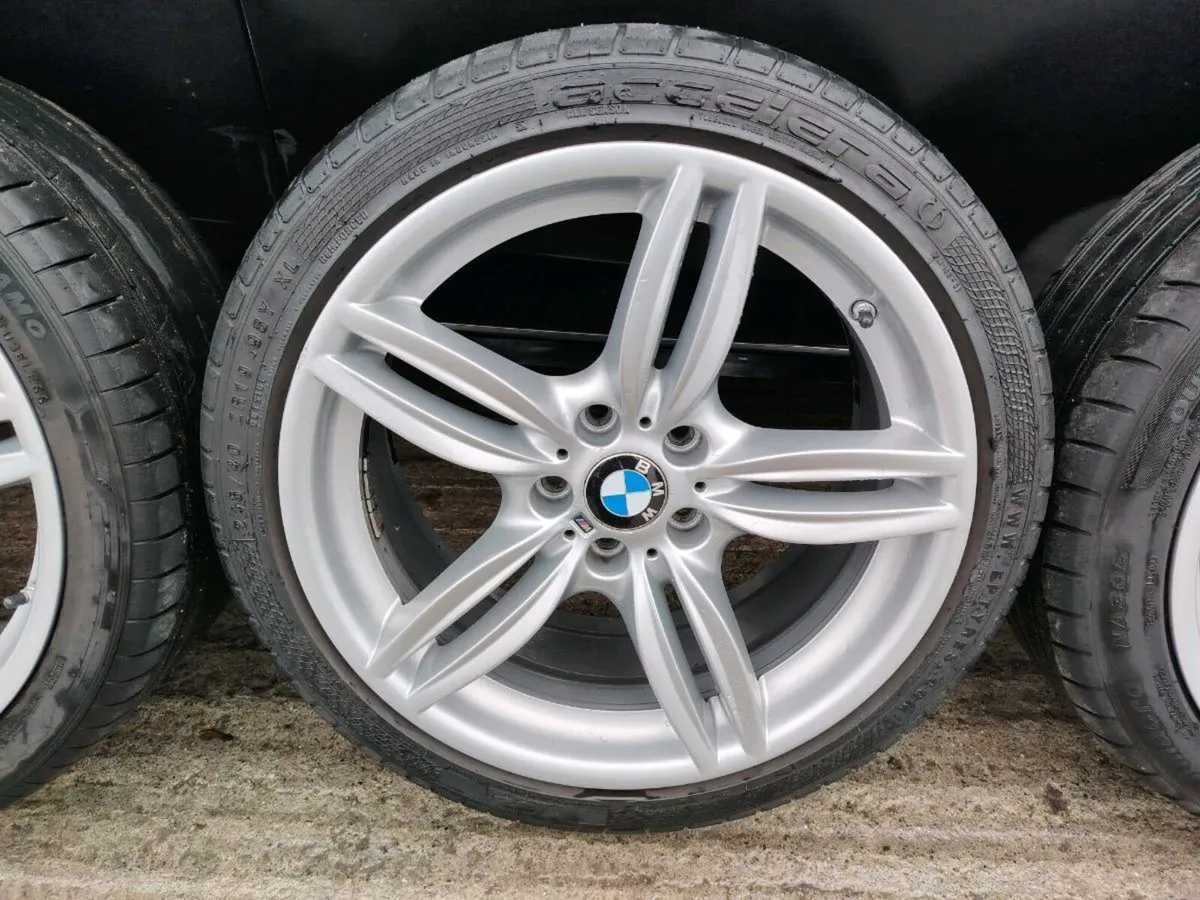 19" BMW F10 M-Sport alloys - Image 4