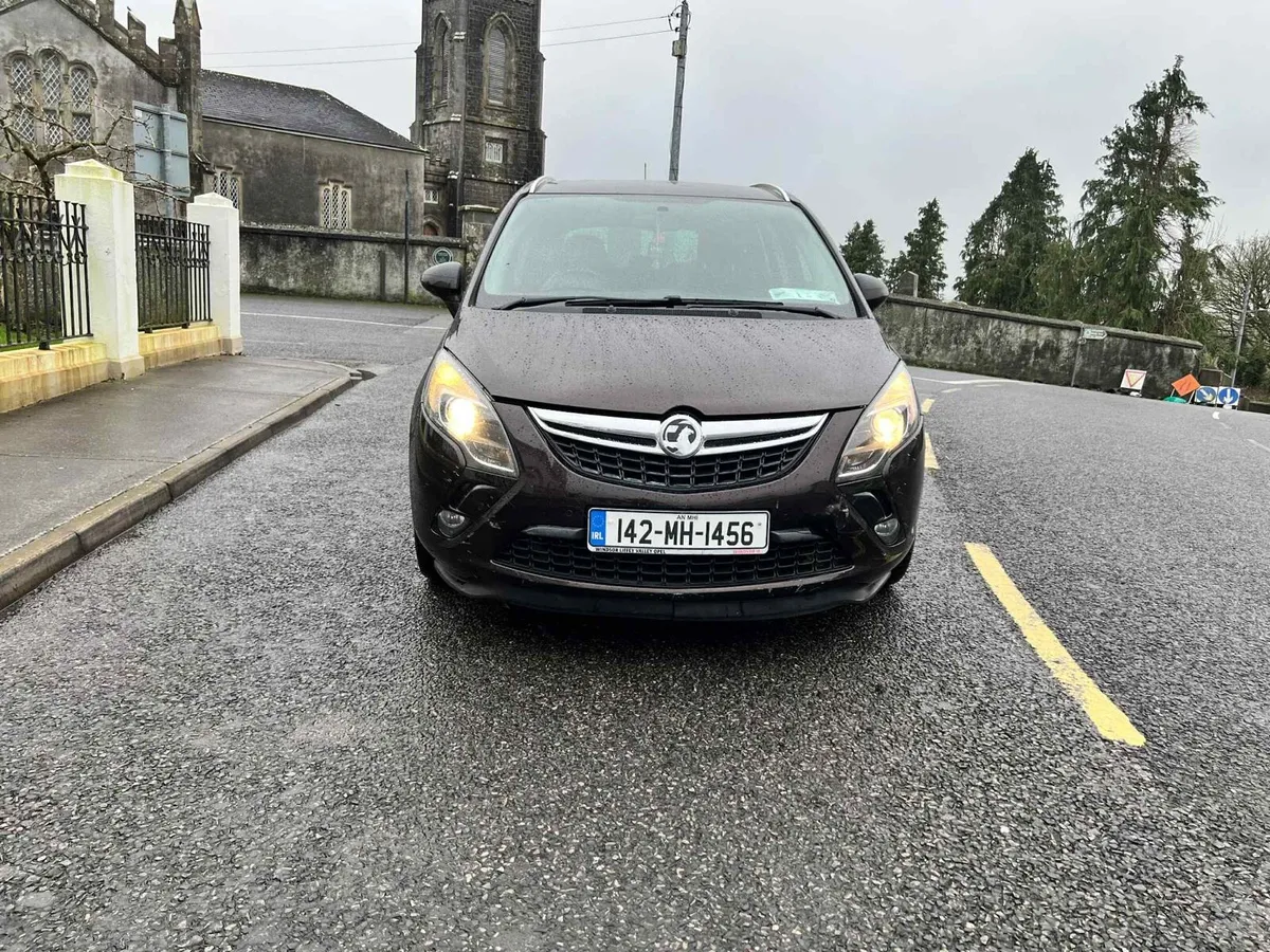 Vauxwall Zafira 2.0 diesel With 140.000 miles - Image 2