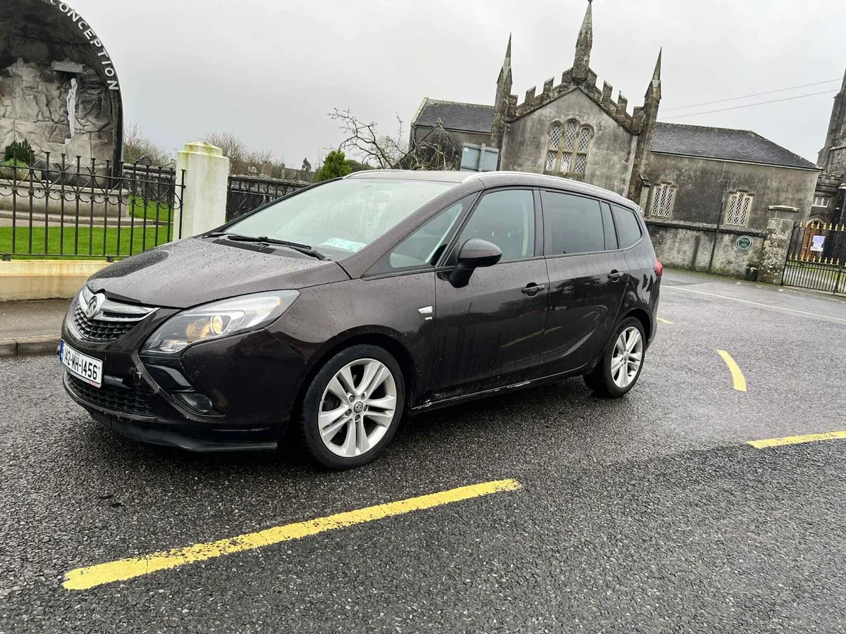 Vauxwall Zafira 2.0 diesel With 140.000 miles - Image 3