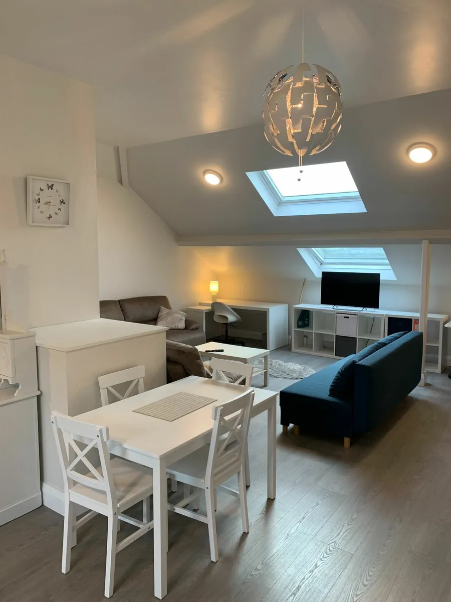 Accommodation to Rent in Shared Family House - Image 1