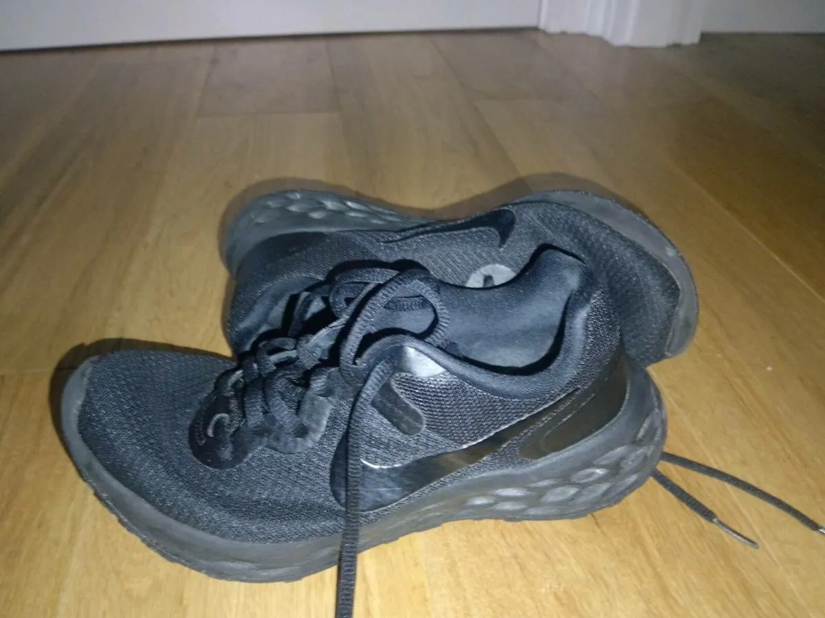 Nike Runners UK 5 - Image 1