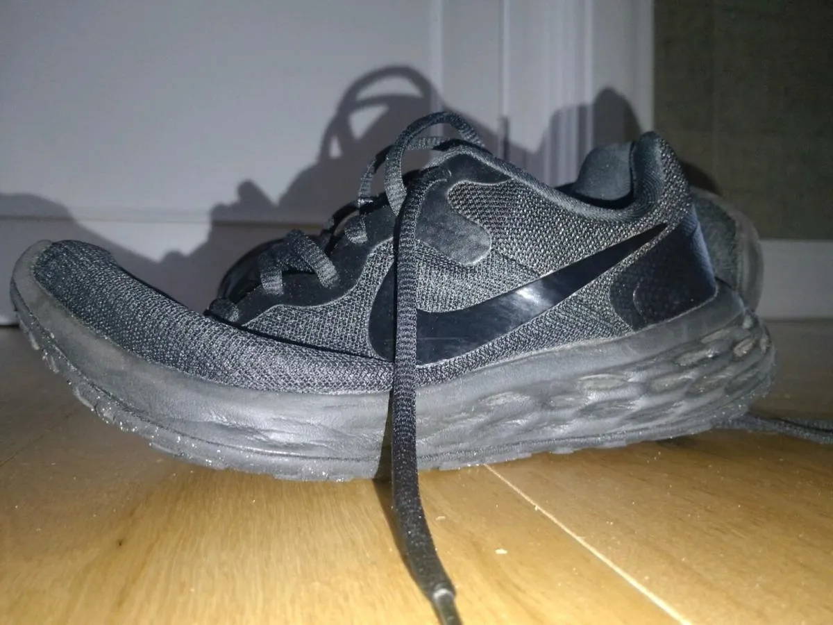 Nike Runners UK 5 - Image 2