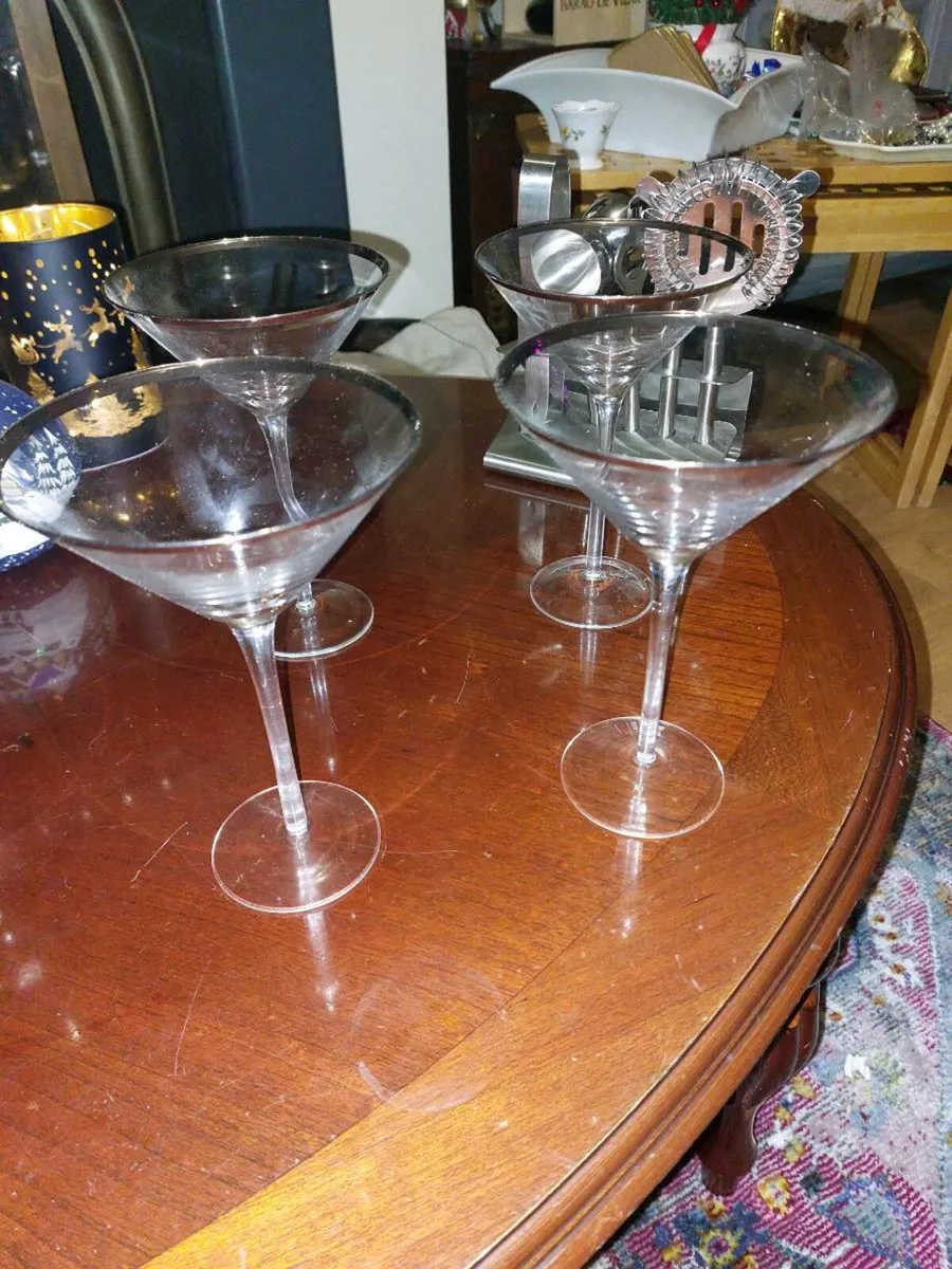 Vintage Martini Glasses - Image 3