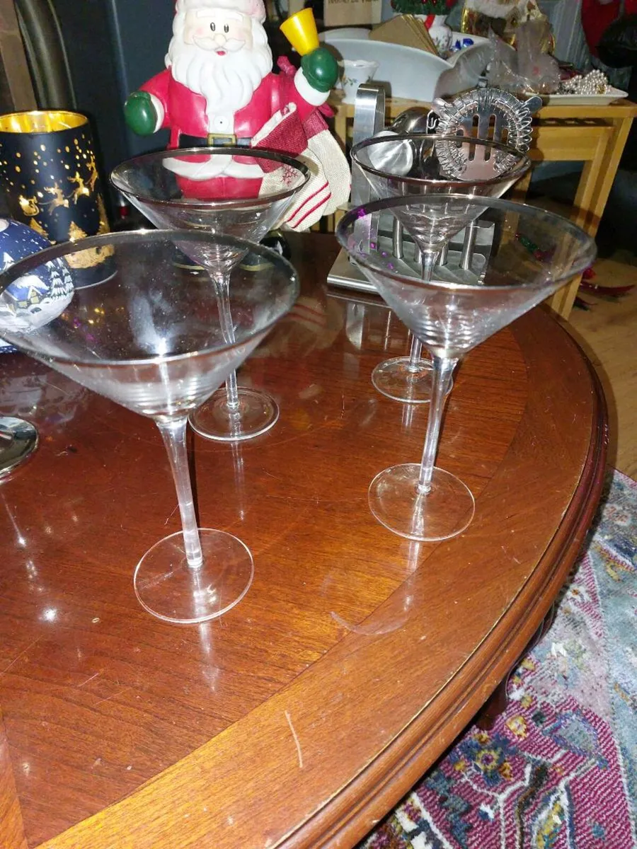 Vintage Martini Glasses - Image 4