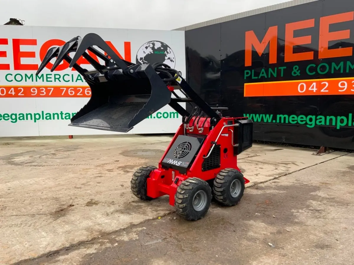 UNUSED MINI SKID STEER PEDESTRIAN LOADER. - Image 1