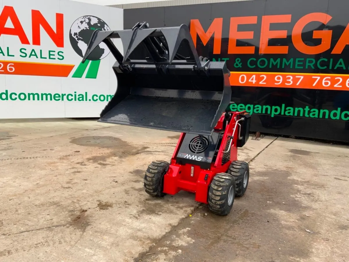 UNUSED MINI SKID STEER PEDESTRIAN LOADER. - Image 2