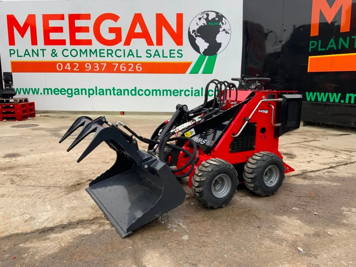 UNUSED MINI SKID STEER PEDESTRIAN LOADER. - Image 3