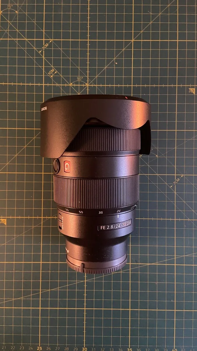 SONY Fe 24-70mm f2.8 lens - Image 1
