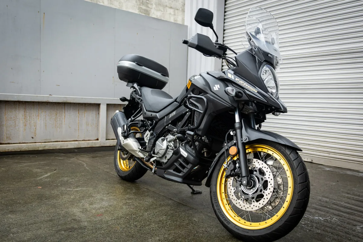 Suzuki Vstrom 650 XT 2021 - Image 2
