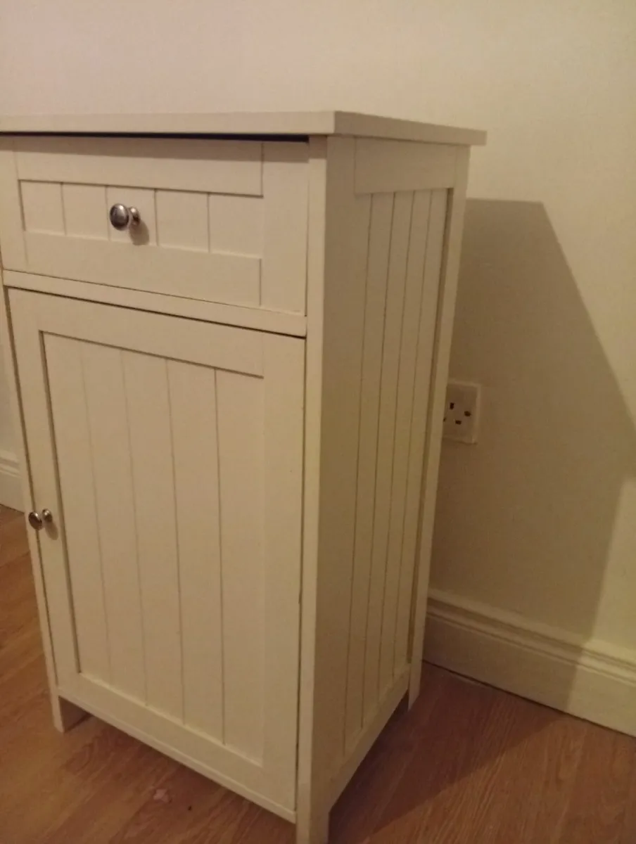 White quality Sturdy bathroom cabinet storage unit - Image 2