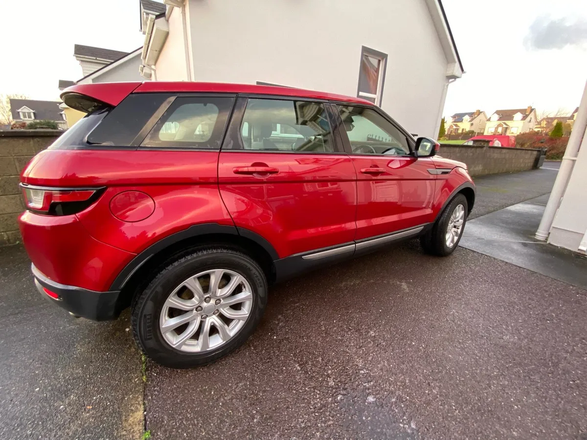 Range Rover Evoque - Image 1