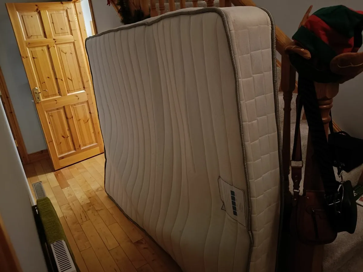 King size mattress - Image 2