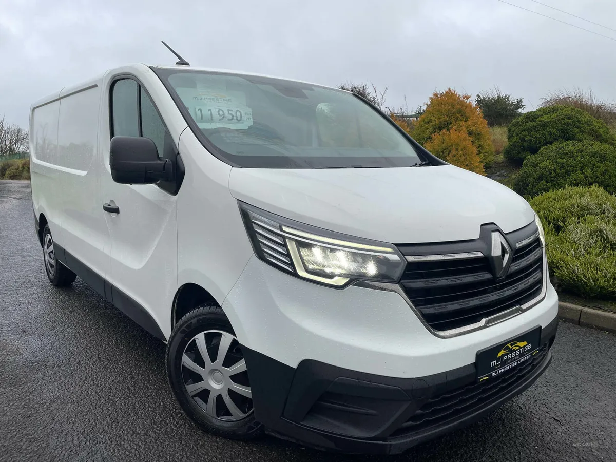 Renault Trafic LWB DIESEL - Image 1