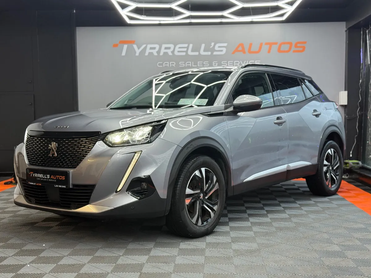 Peugeot 2008 1.2 Petrol Allure "LOW KMS" 2020 - Image 4