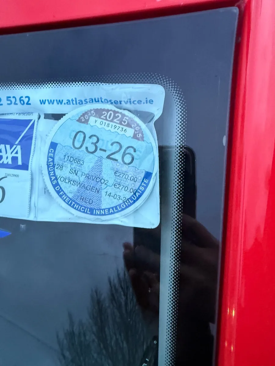 Volkswagen Polo 2011 - Image 2