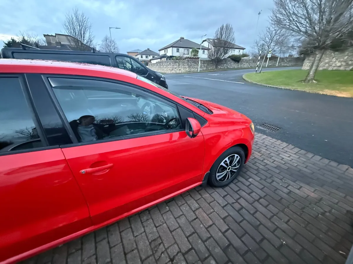 Volkswagen Polo 2011 - Image 4