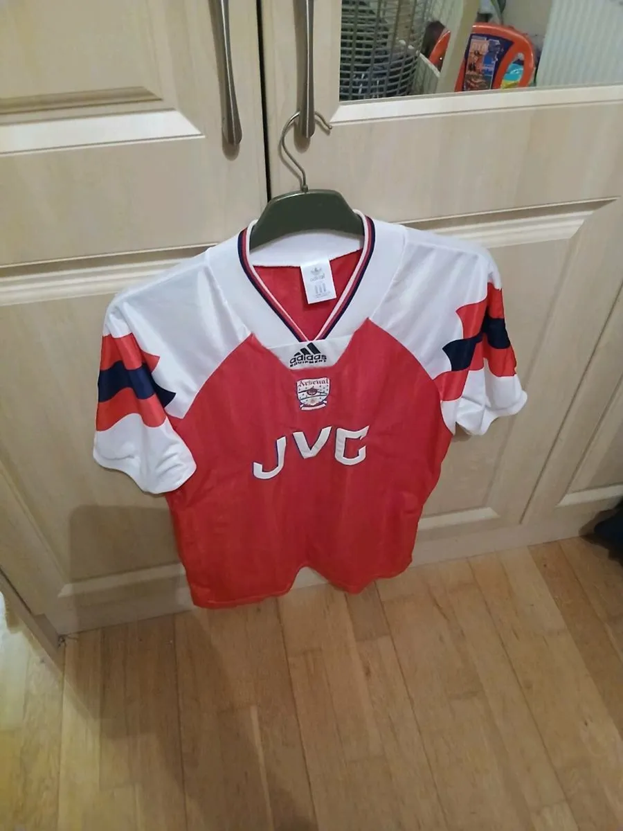 Vintage arsenal jersey - Image 1