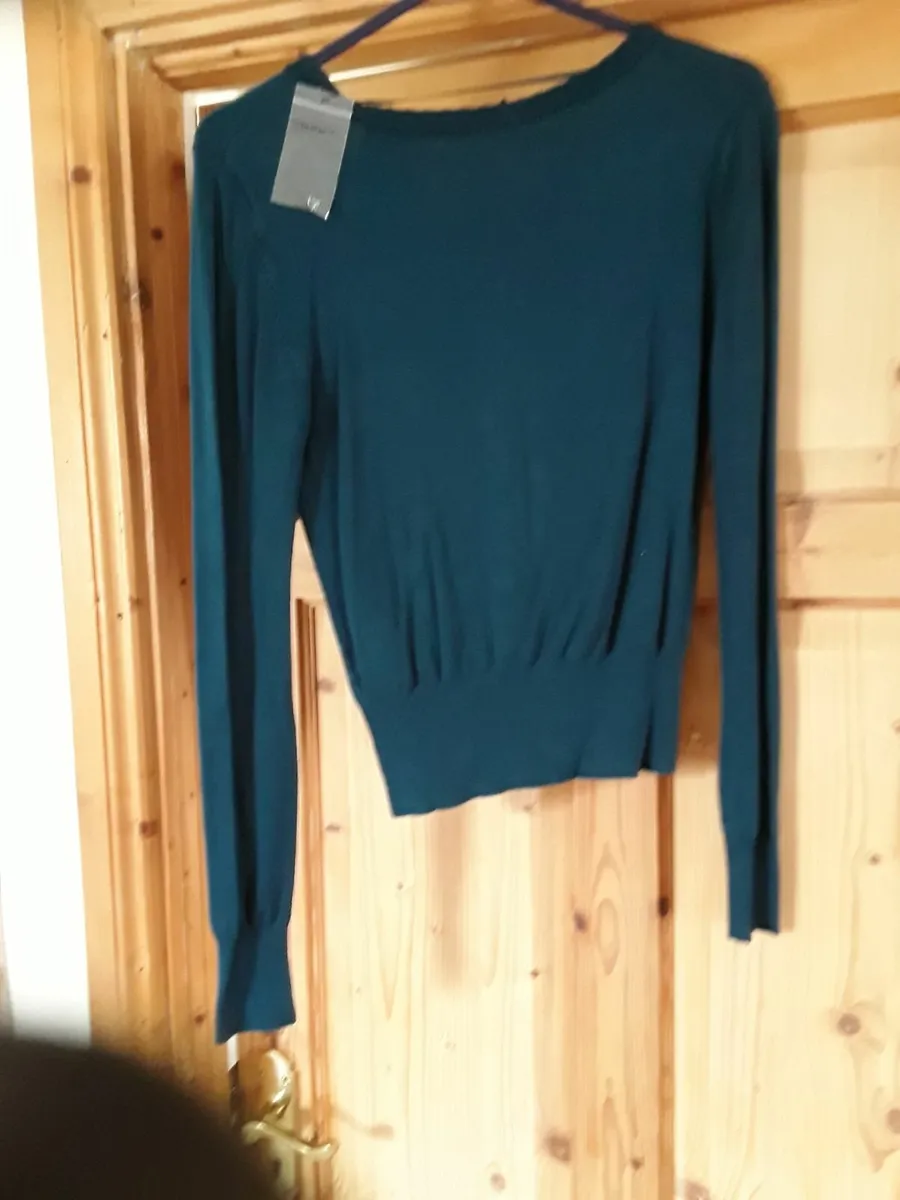 Ladies brand new bottle green cardigan size 12 - Image 2