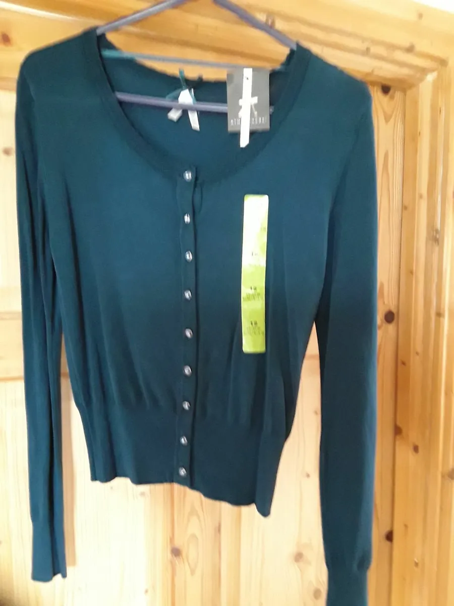 Ladies brand new bottle green cardigan size 12 - Image 1