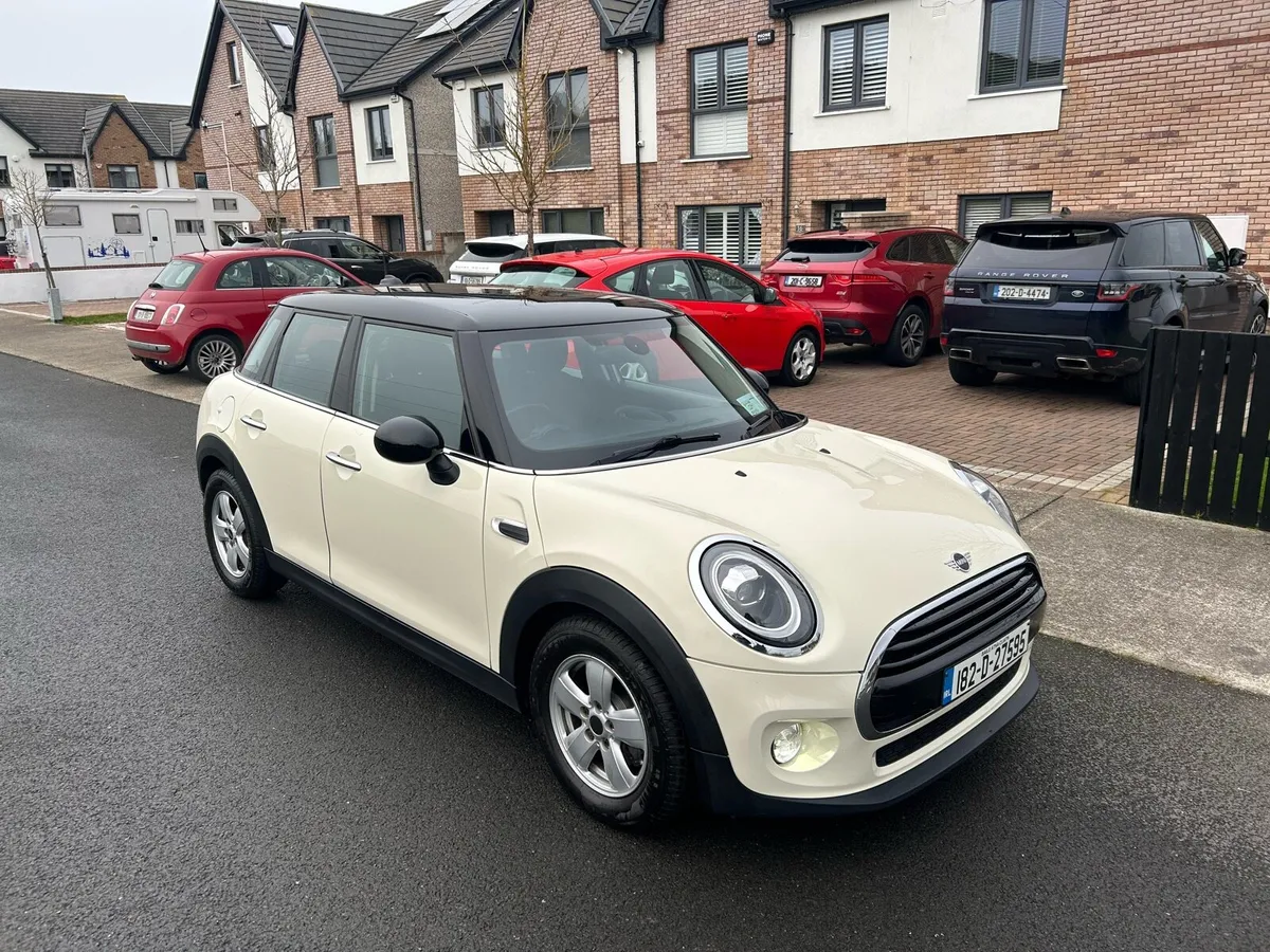 182 MINI COOPER 1.5 €10,950 NCT 04-27 - Image 1