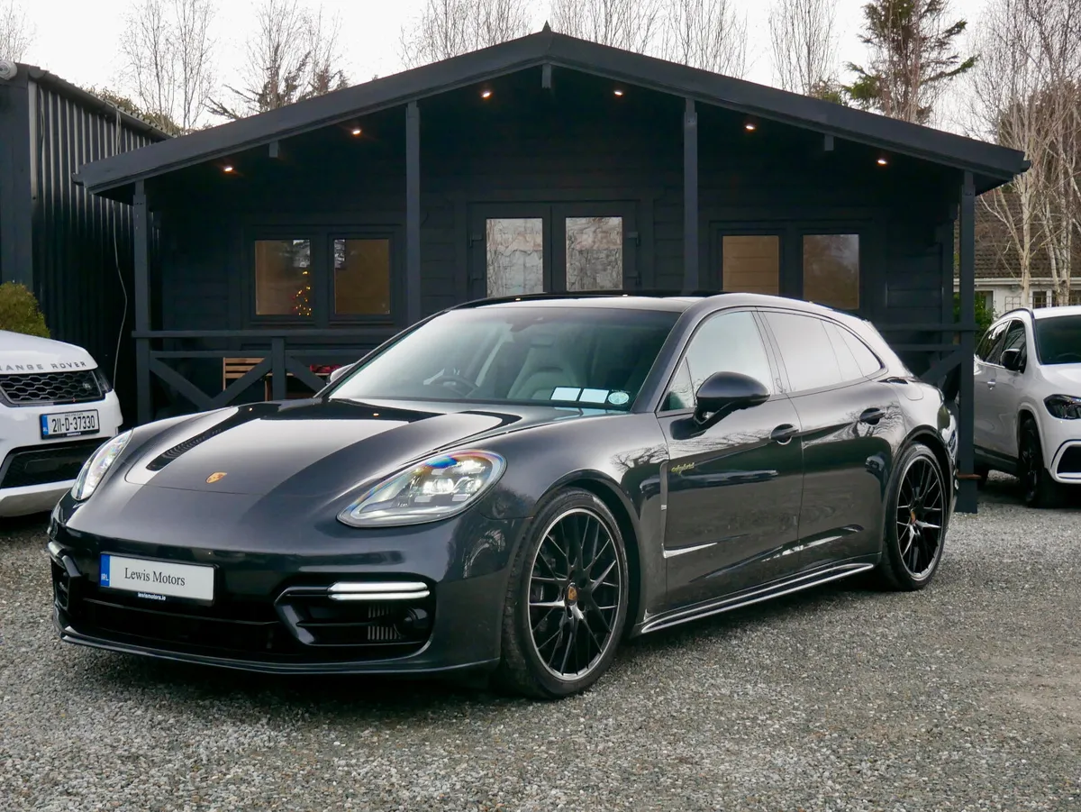 2023 Porsche Panamera Sport Turismo Platinum Ed - Image 3