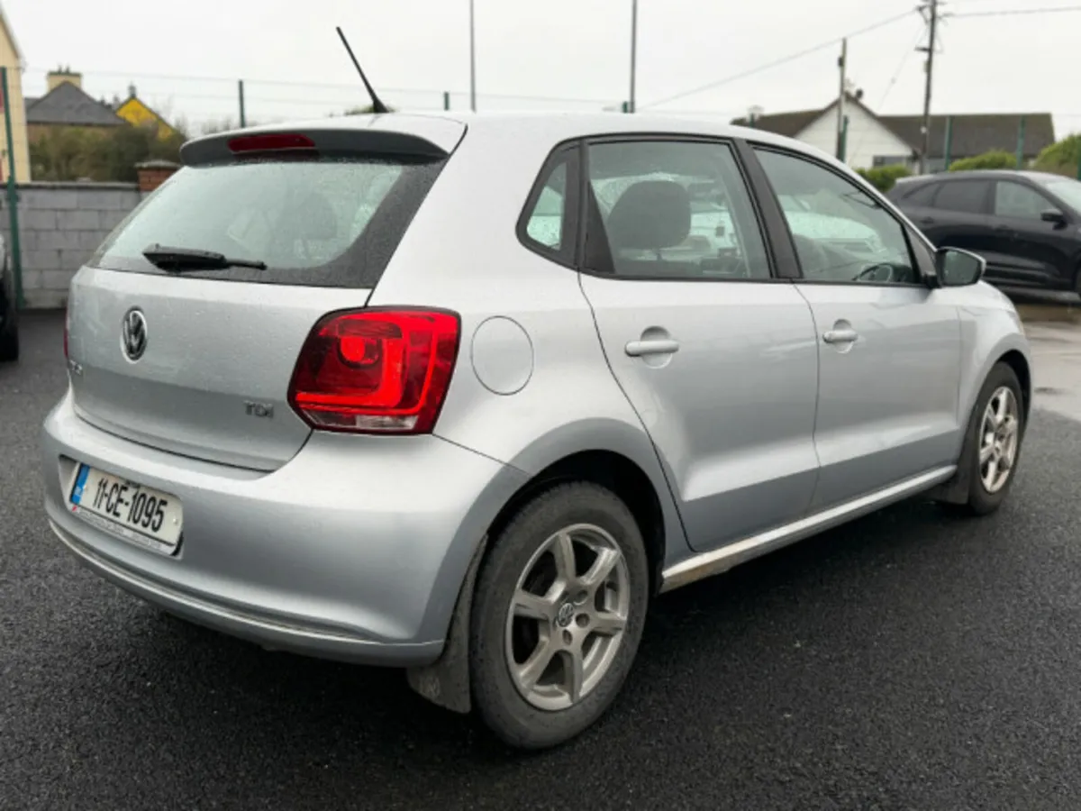 Volkswagen Polo CL 1.2tdi M5F 75BHP 5DR - Image 4