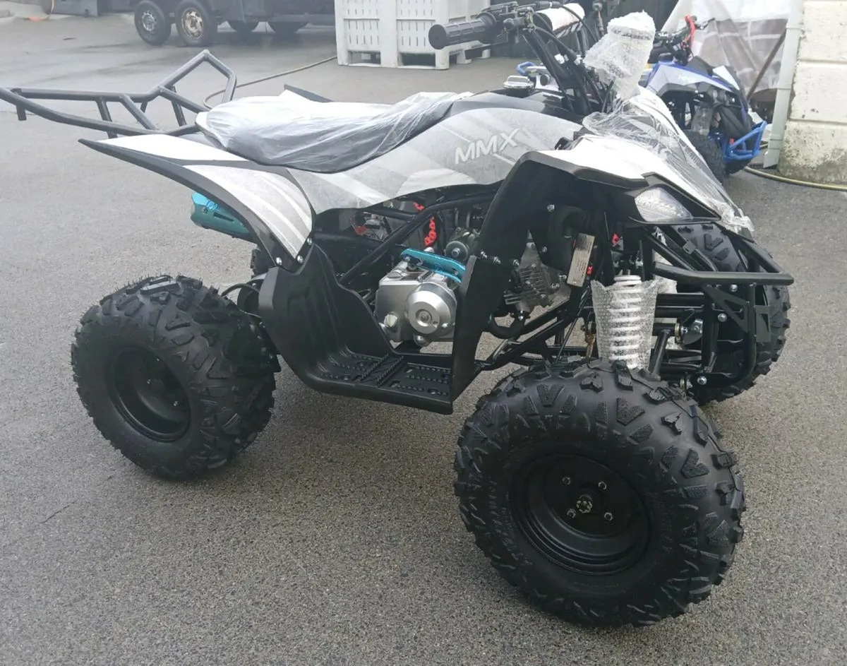 New 125cc sports quad with reverse - Image 1