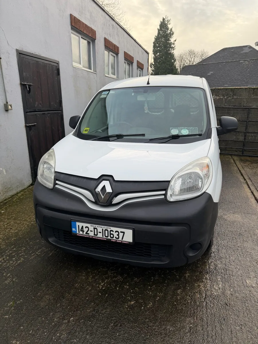 2014 Renault Kangoo Tax & test - Image 1