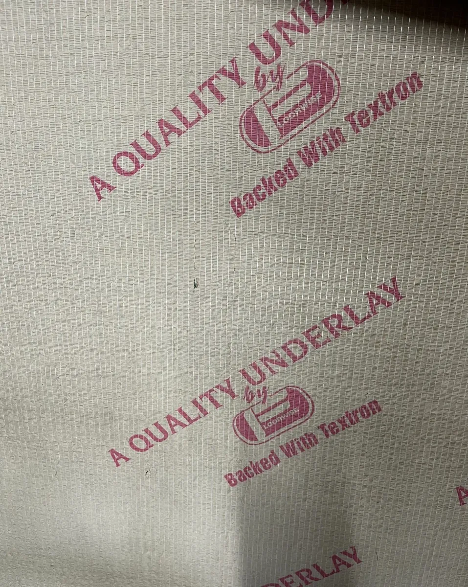 Carpet-Dark Green with Gold Fleck 12'6"X9'6"+U.lay - Image 4