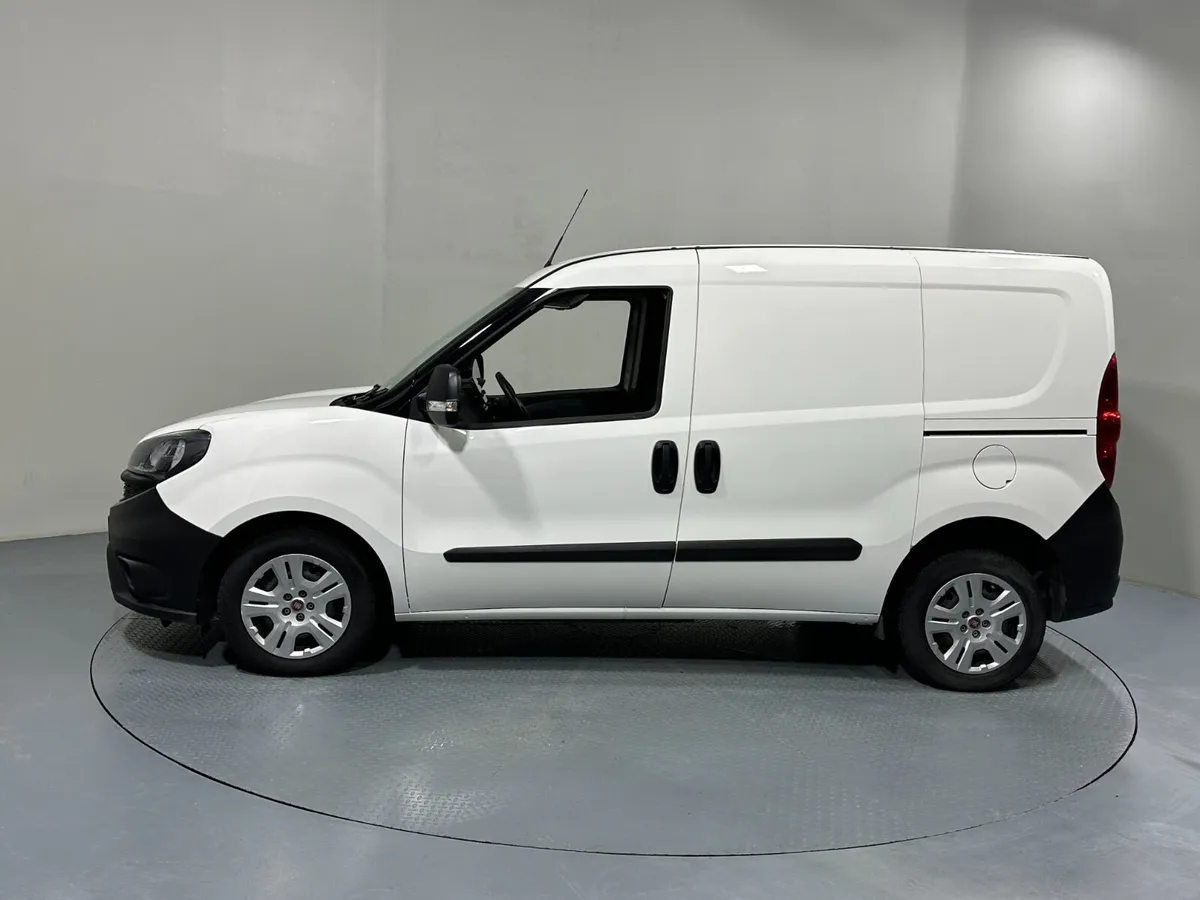 Fiat Doblo Cargo 1.6 Diesel 231 - Image 4