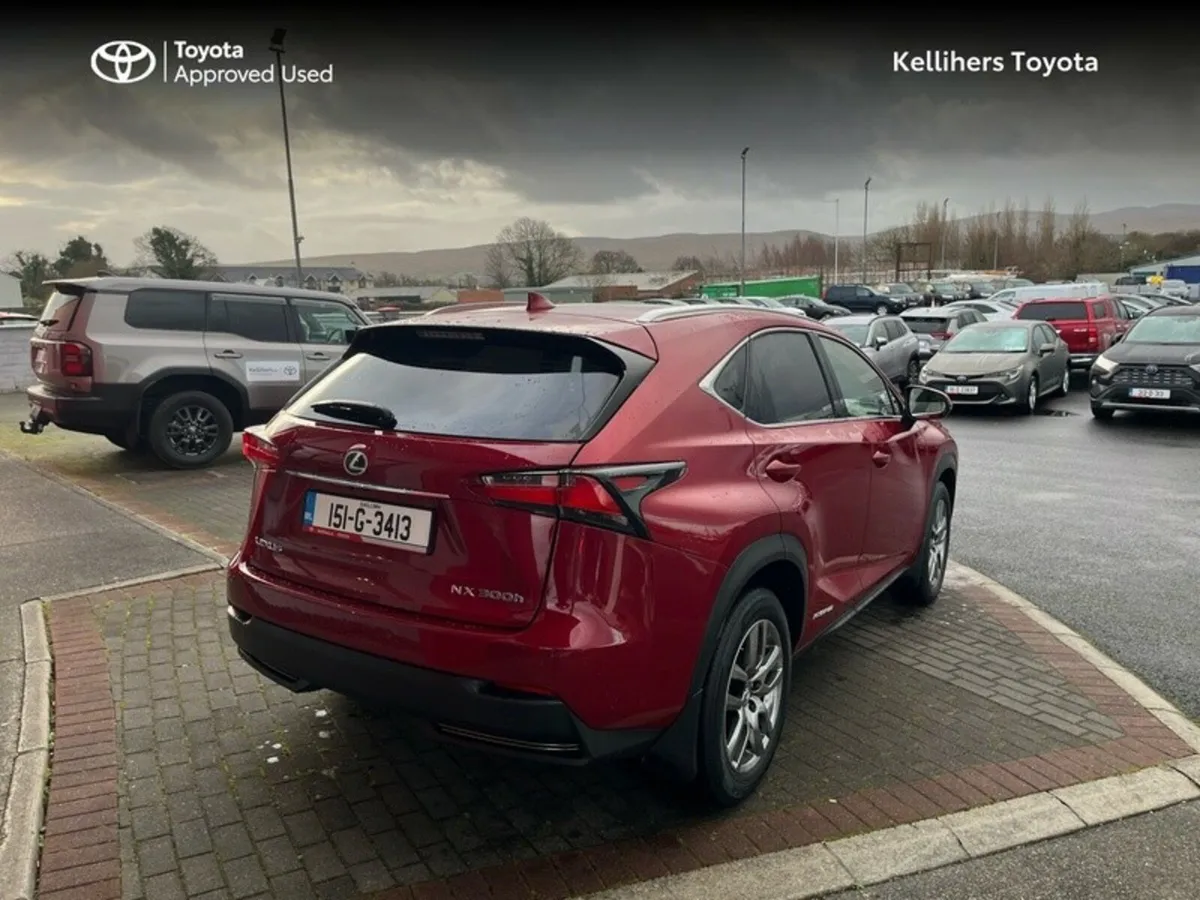 Lexus NX NX 300h FWD Executive - Image 2