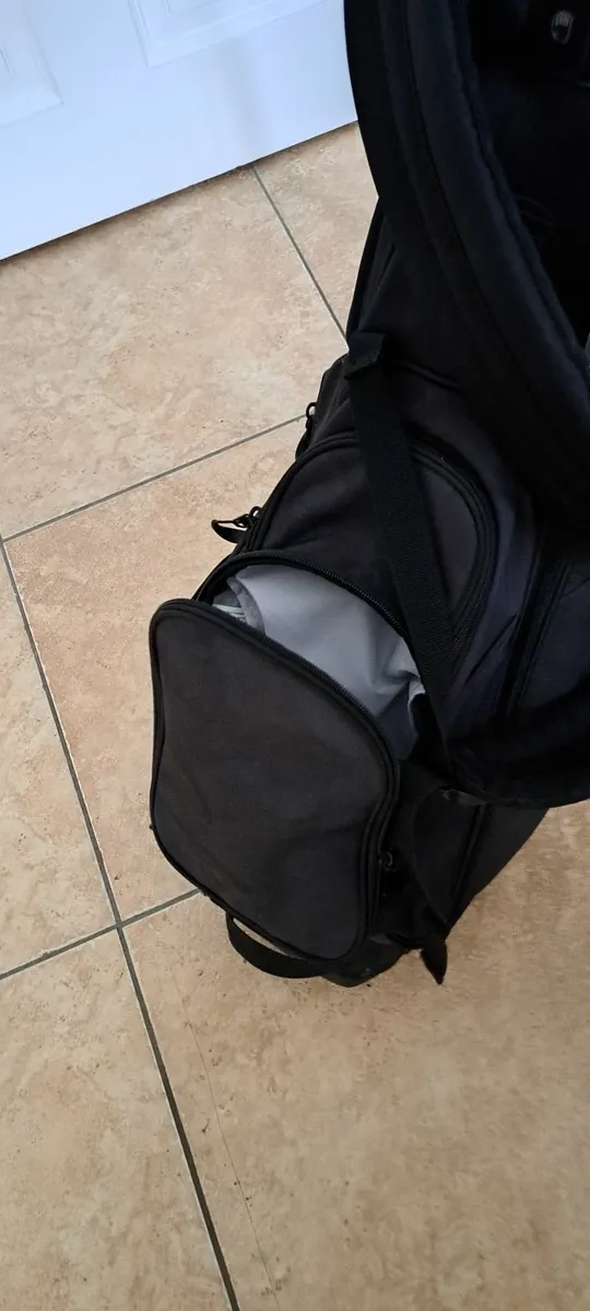 NEW Taylormade Flextech Golf Bag - Image 4