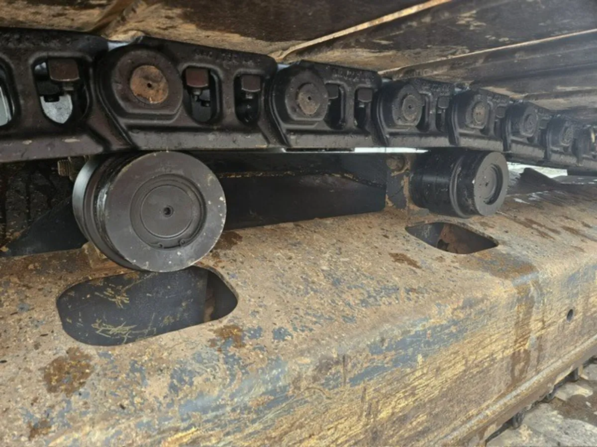 Track Solutions @ Undercarriage Ireland - Image 4