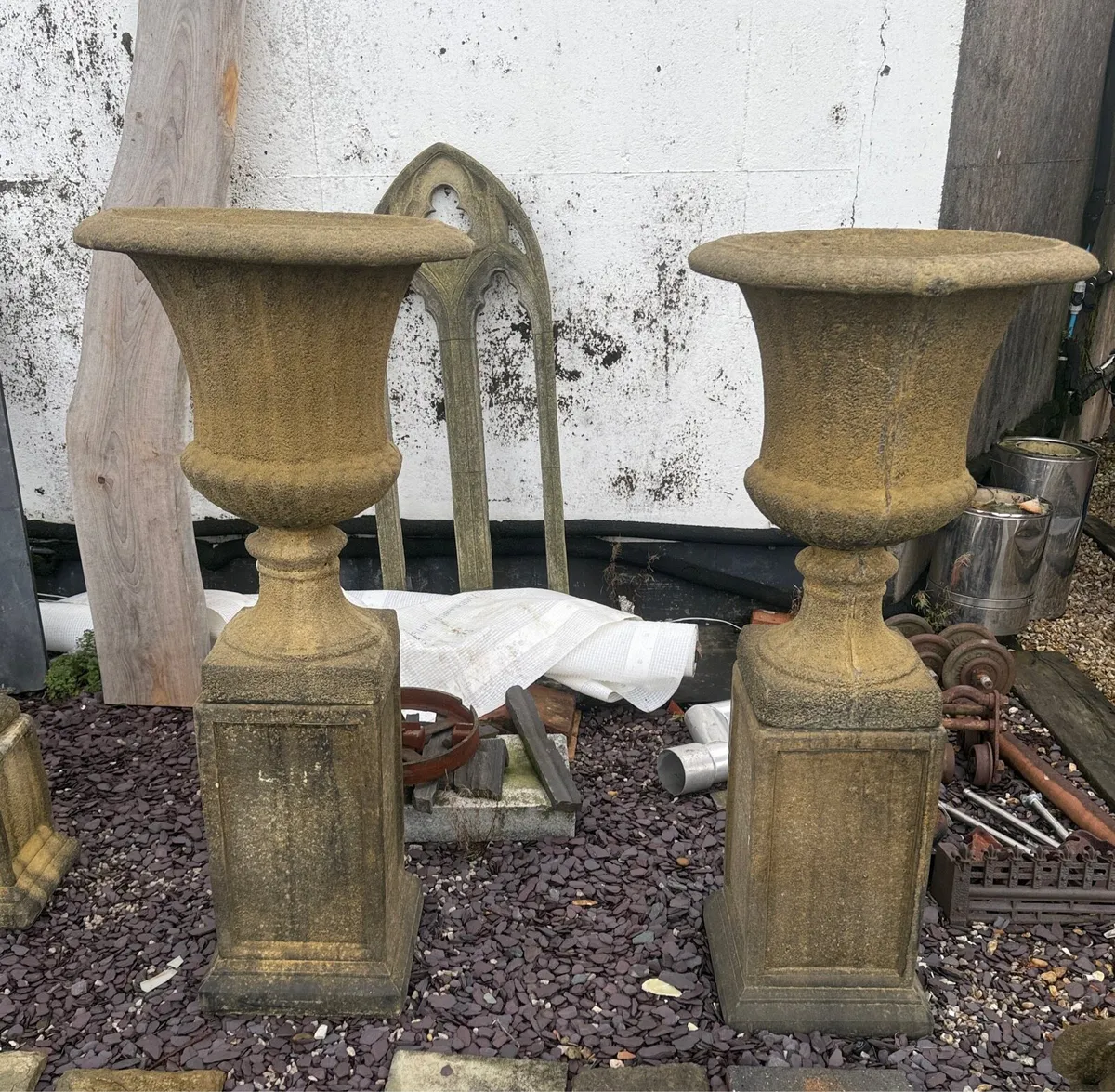 Urns for sale Pair - Image 1