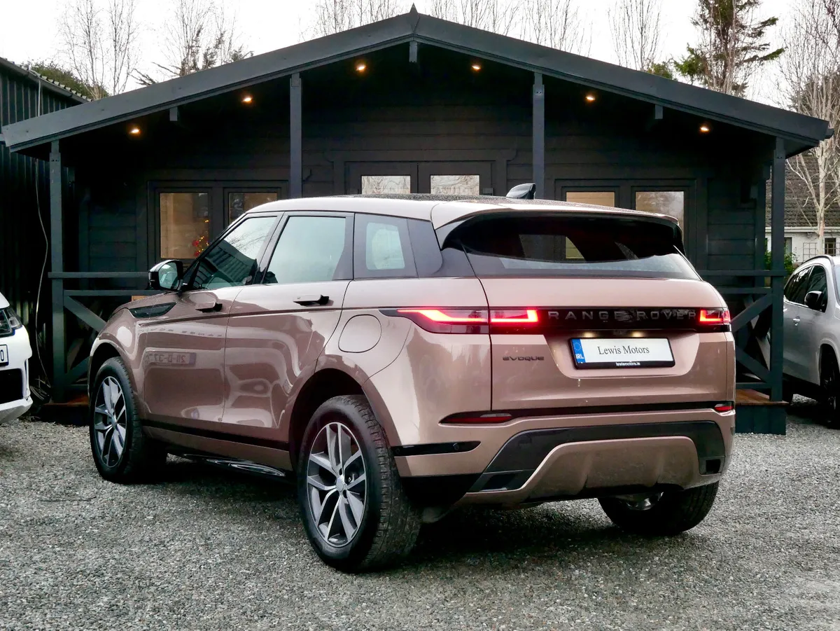 2025 Range Rover Evoque Dynamic SE P270e - Image 4