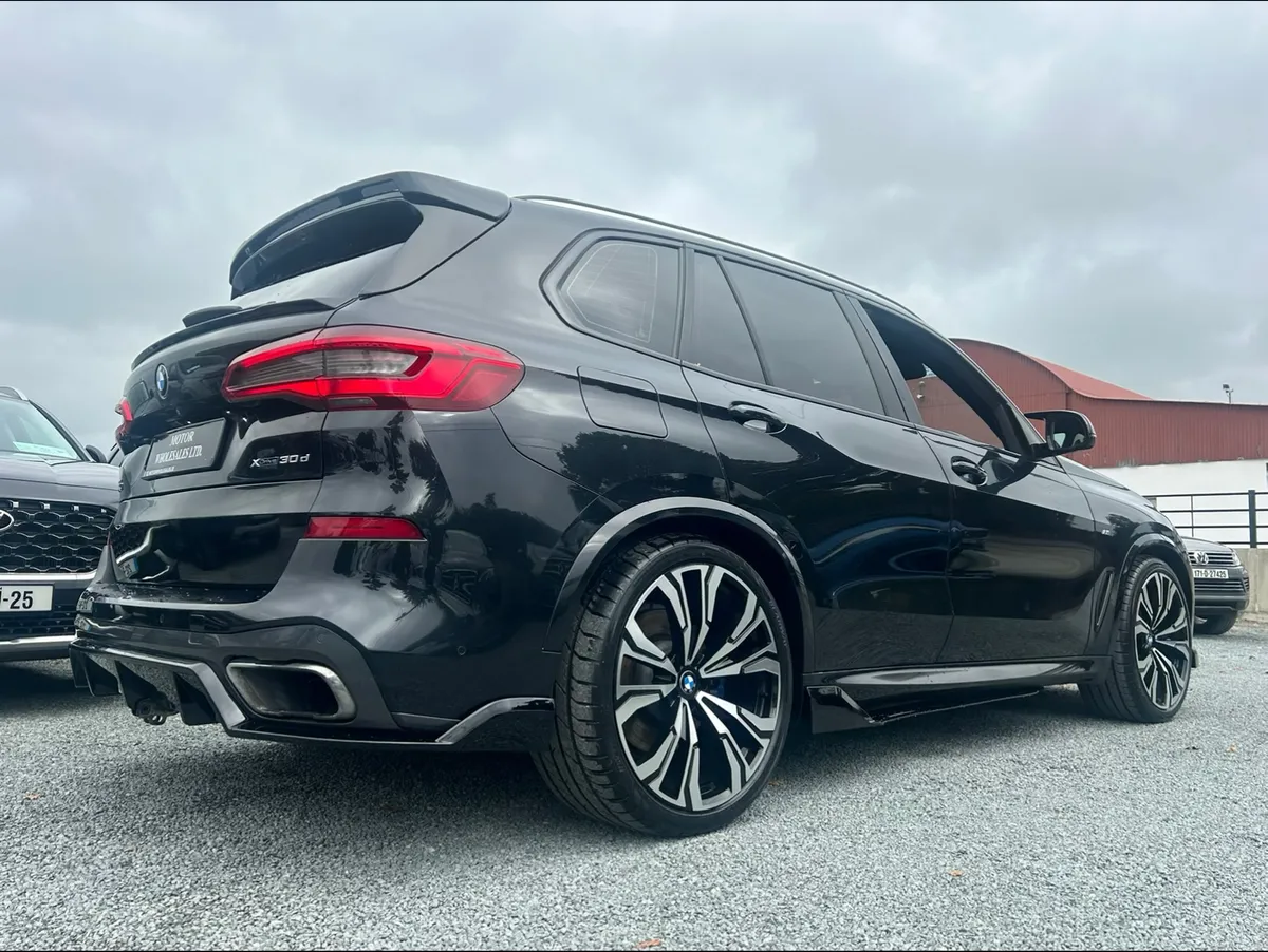 192 BMW X5 3.0D M SPORT 7 SEATER AERO PACK - Image 2