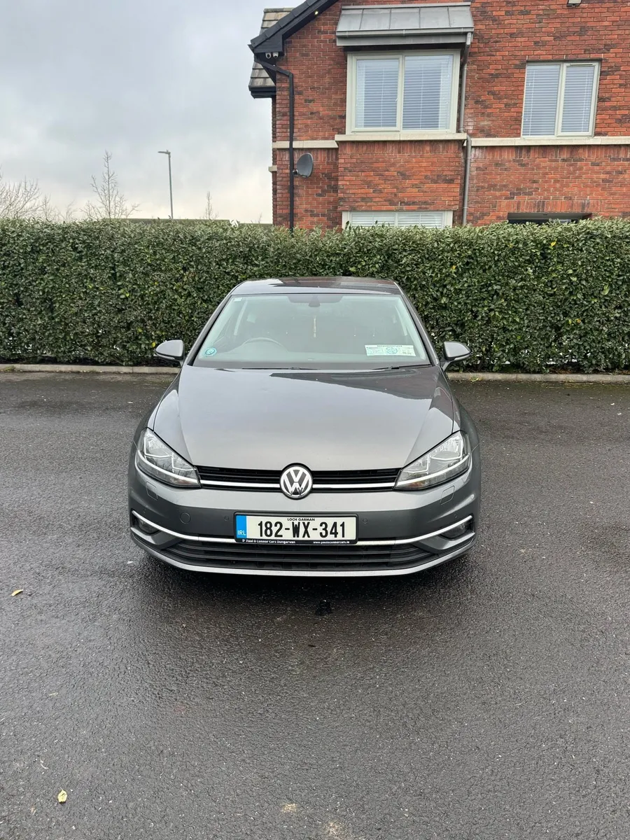Volkswagen Golf 1.6TDI *Digital Dash*low mileage* - Image 2