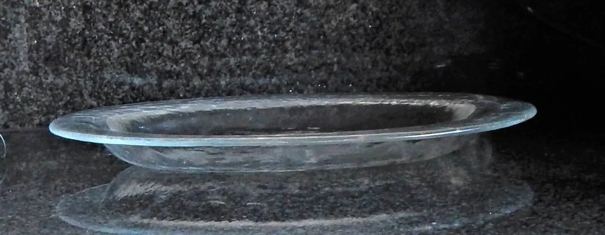 Italian Handmade IVV Glass Fish Platter - Image 3