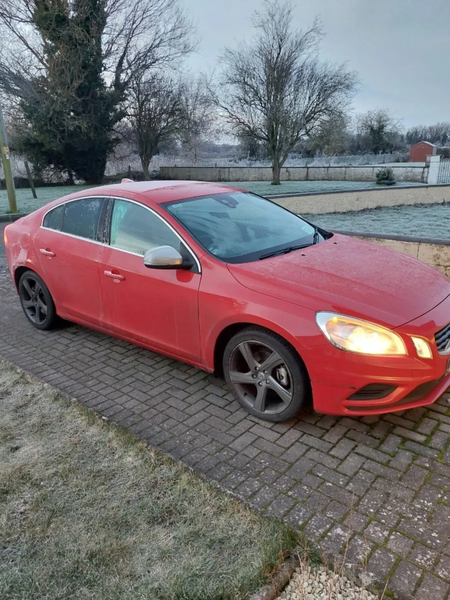 Volvo S60 2012 - Image 1