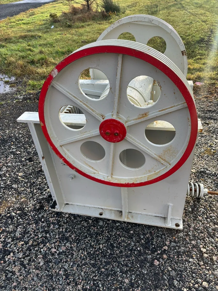 Crusher Jaw box - Image 4