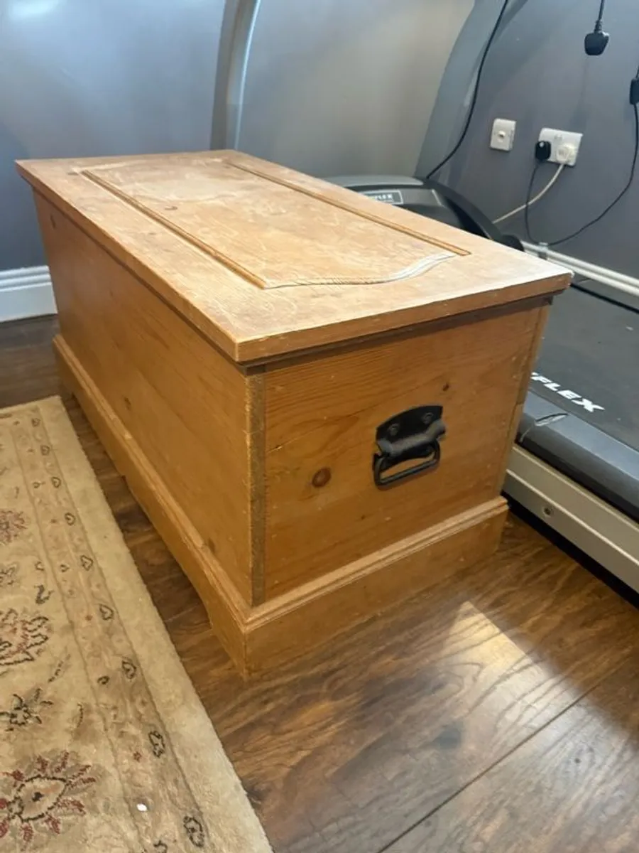 pine blanket box - Image 2
