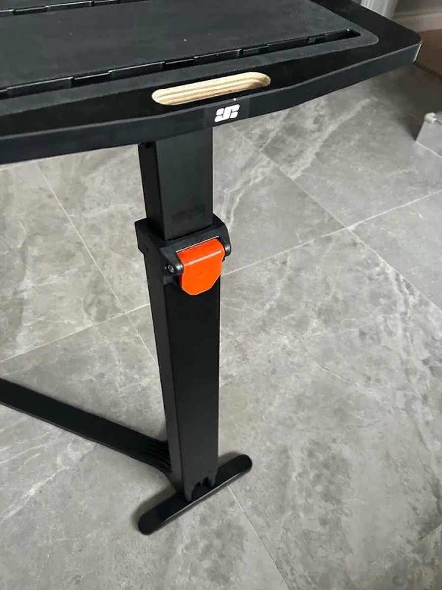 Jet Black Trainer Table - Brand New Condition - Image 4