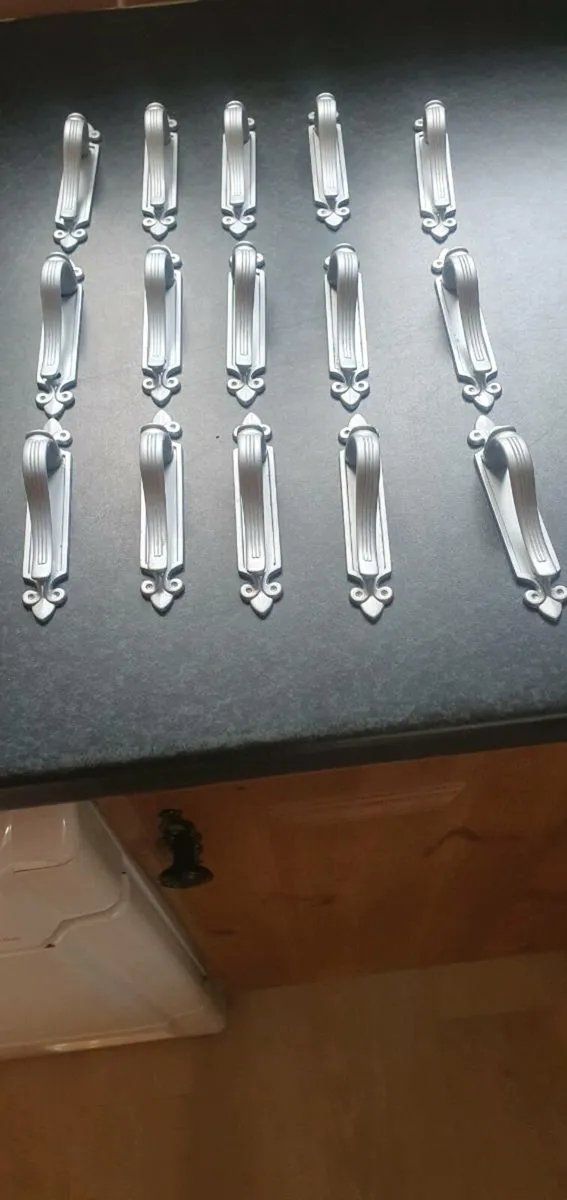 Toys Hall Stand sheds - Image 2